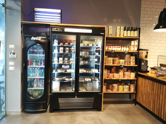 Opinii despre מאפיית העלייה în תל אביב-יפו - הסעדה