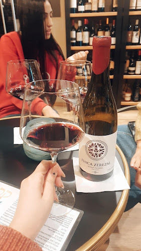 יין וחברים - הסעדה