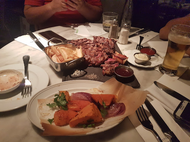 קזן בראסרי - הסעדה