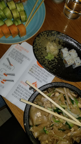 ניני האצ'י - הסעדה