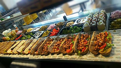 ניודלי Newdeli - הסעדה