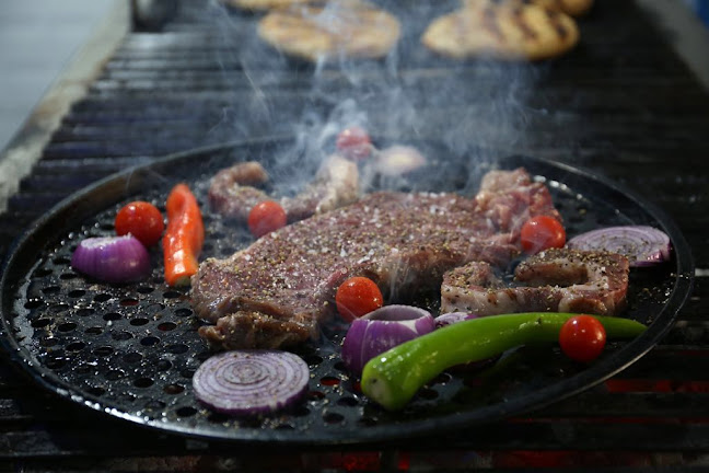 לה ערוסה-בית העראיס - הסעדה