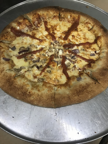 הפיצה של אמיר - הסעדה