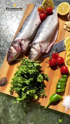 סופר דג צפת בע"מ - הסעדה