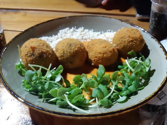 פורמנ׳ס נווה שאנן - הסעדה