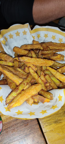 Opinii despre חדרה Ruben - מול החוף וילג' în חדרה - הסעדה