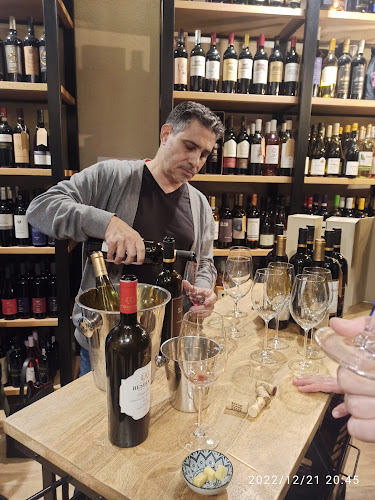 Opinii despre יין וחברים în ירושלים - הסעדה