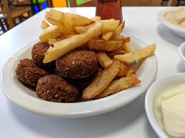 קלבוני חולון - הסעדה