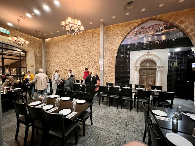 St. George - תל אביב-יפו