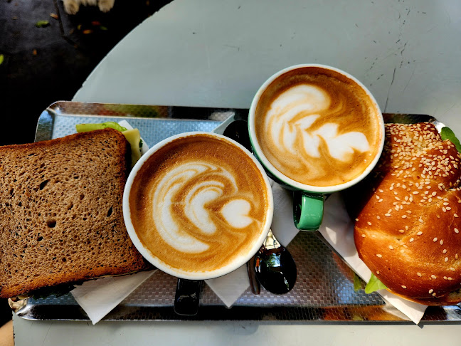 כיכר צינה דיזנגוף 1, תל אביב-יפו