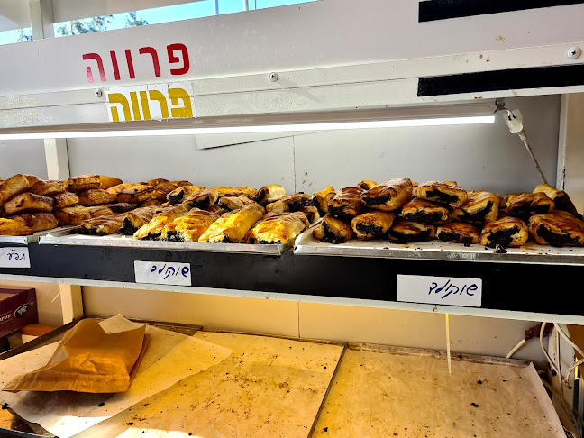 Opinii despre מאפיית אריאל în נתניה - הסעדה