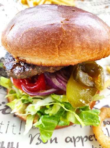 Comentarii opinii despre המבורגר בריבוע