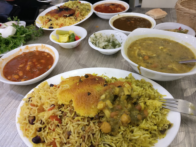 גורמה סבזי - הסעדה