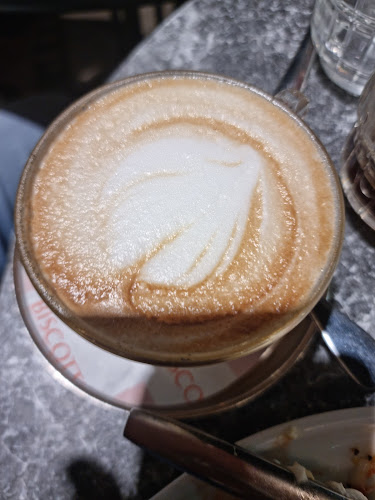 ביסקוטי - פתח תקווה