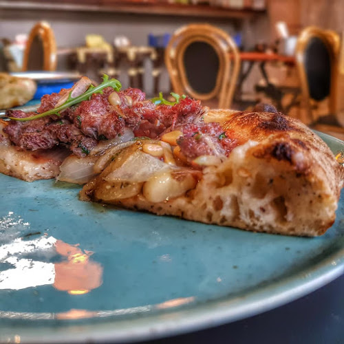 Pizza Biennale - ג'וליס