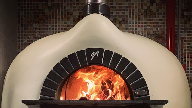 ג'אפה פיצה קיטשן - הסעדה