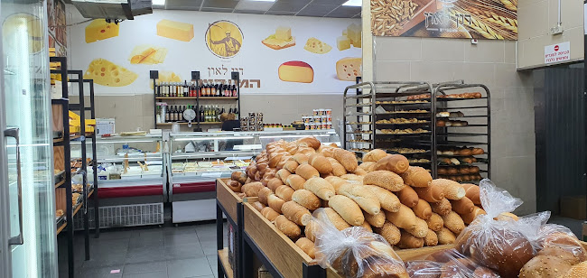 משה שרת 4, חולון, 5882915