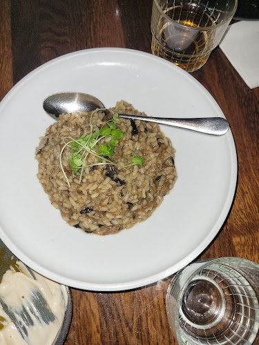 Comentarii opinii despre ג'קו סטריט