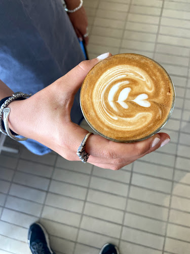 Opinii despre Mela în תל אביב-יפו - הסעדה