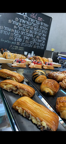 איש קפה - בית קפה , קפסולות, פולי קפה - הסעדה