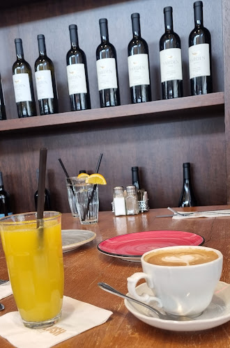 Comentarii opinii despre קפה ללוש ברסארי קניון הזהב