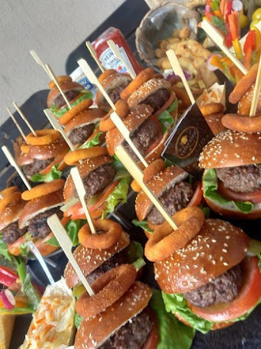 יוסי שף שולחן שוק - שולחנות שוק - קריית ביאליק