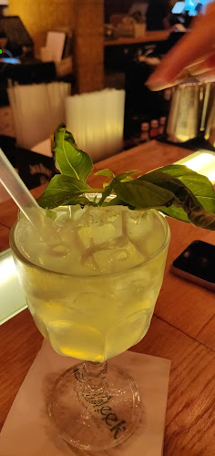 סליק - בר (מרכז הכרמל) - חיפה