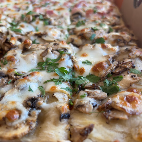 Opinii despre פיצה זזה Pizza ZaZa în הוד השרון - הסעדה