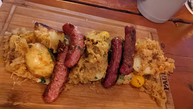 ביר גארדן - הסעדה