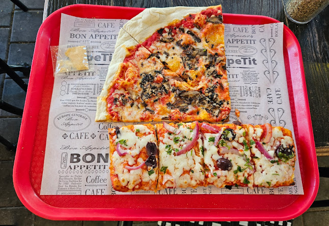 פיצה עגבניה - תל אביב-יפו