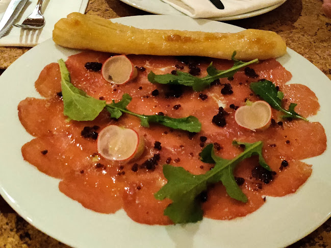 ראנץ' האוס - הסעדה