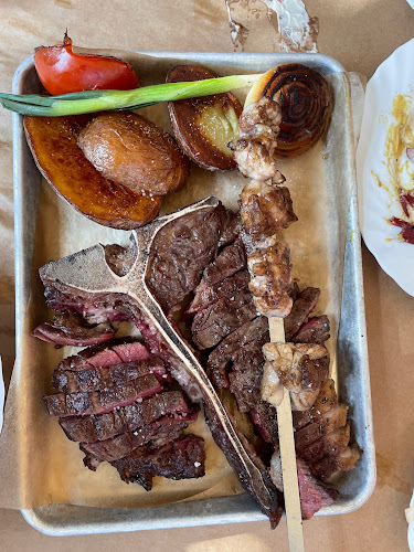 Opinii despre חומוס אינעל העולם în תל אביב-יפו - הסעדה