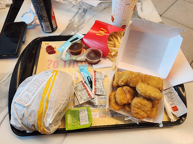 מקדונלד'ס - קניון השלום עזריאלי - תל אביב-יפו