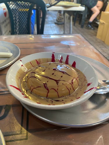 חומוס שלמה ודורון Hummus Shlomo and Doron - הסעדה