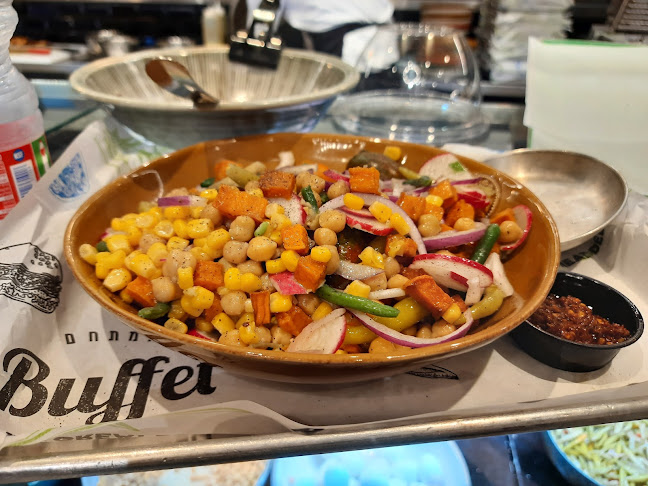 La Buffet Amburger - הסעדה