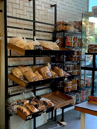 Opinii despre מאפיית אריאל în נתניה - הסעדה