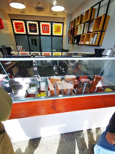 סודוך איינשטיין - צפון תל אביב - הסעדה