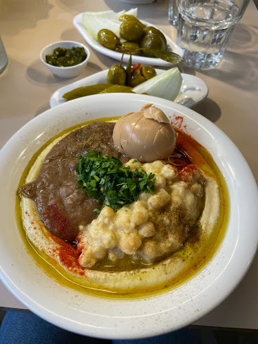 פול'ס - חומוסיה בשוק - הסעדה