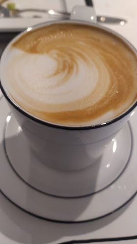 Comentarii opinii despre SKETCH