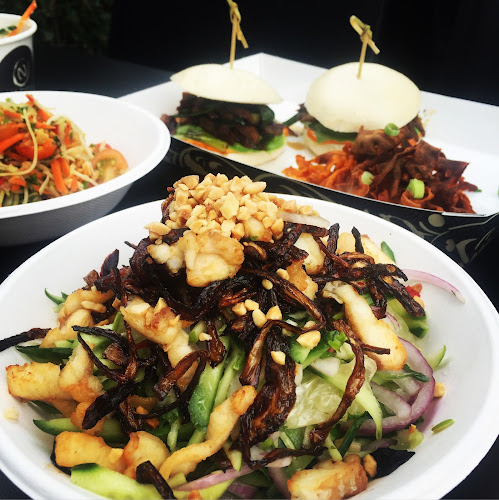 נוצ׳י סושי בר