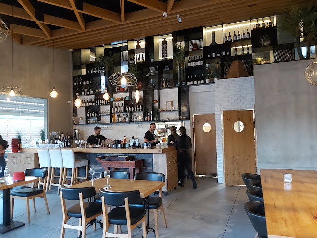 קמפניה - הסעדה