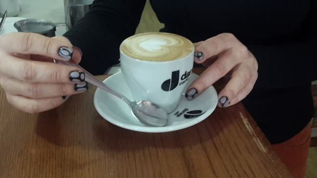 עוגה צ'אגה קונדיטוריה באילת • עוגות איכות • בית קפה - אילת