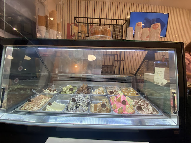 -רולה -RULA - הסעדה