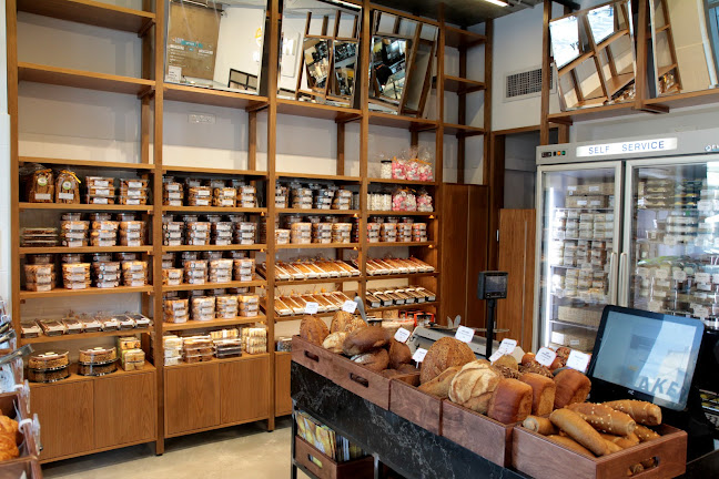 מרנג - הסעדה