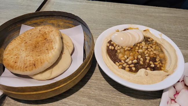 Opinii despre חומוס אשכרה în תל אביב-יפו - הסעדה