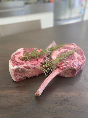 אביב בקר - הסעדה