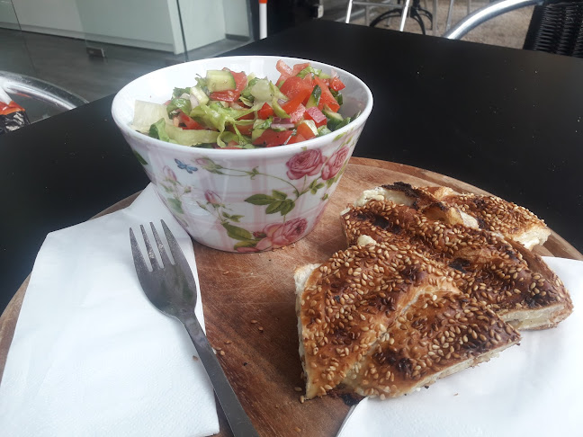 Opinii despre קפה בראלי în תל אביב-יפו - הסעדה