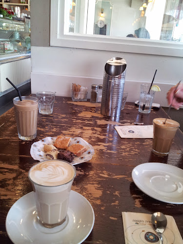 Opinii despre הצרפתיה הקטנה în עפולה - הסעדה