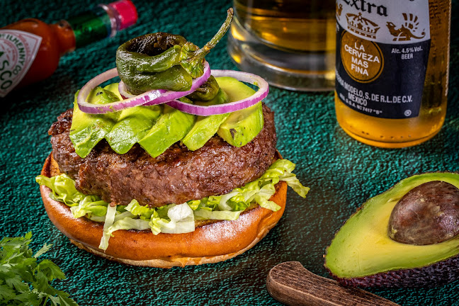 בולס נשר Bulls Chef Burger