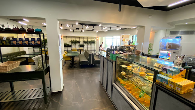 בין המטעים | קפה בקיבוץ - רמת רחל